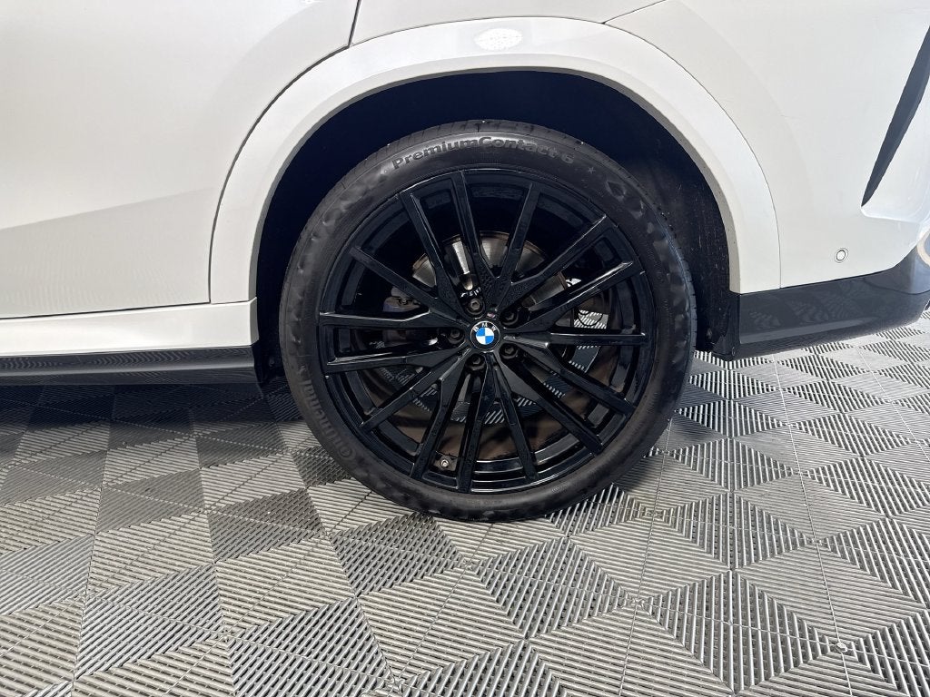 2023 BMW X6 xDrive40i