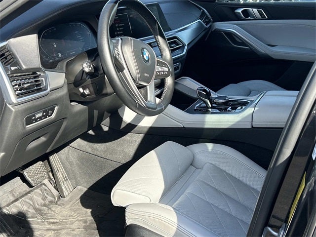 2023 BMW X6 xDrive40i