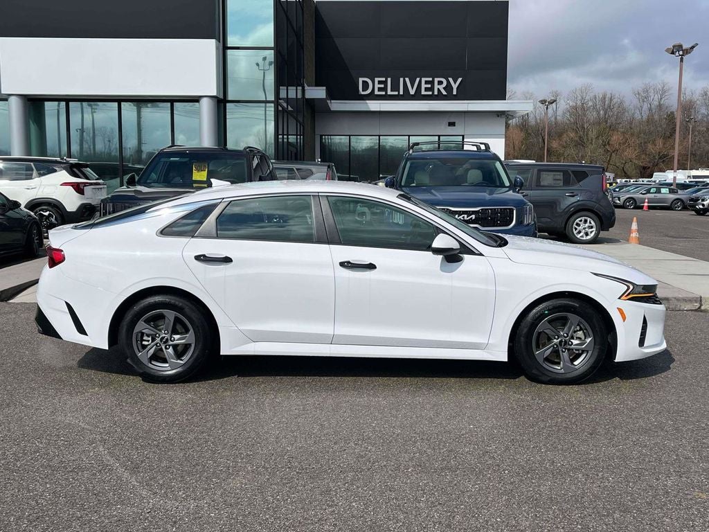2023 Kia K5 LXS
