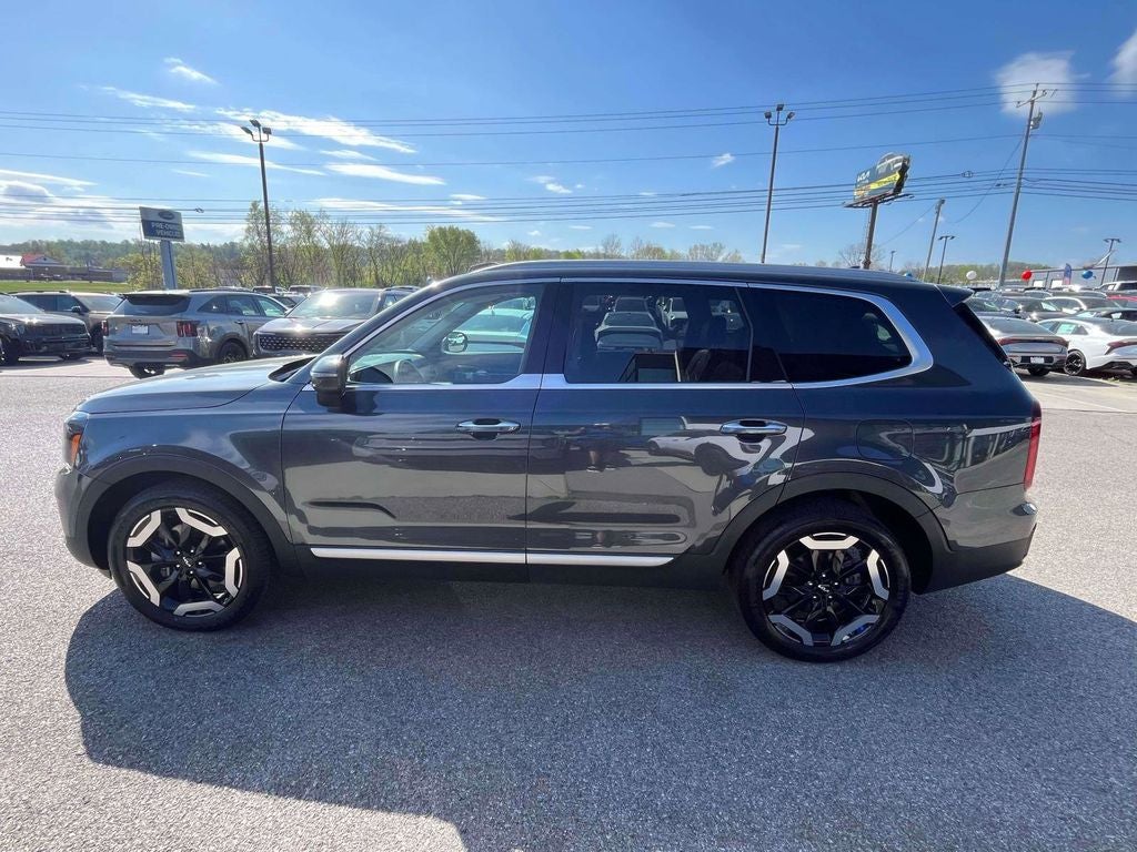 2023 Kia Telluride S