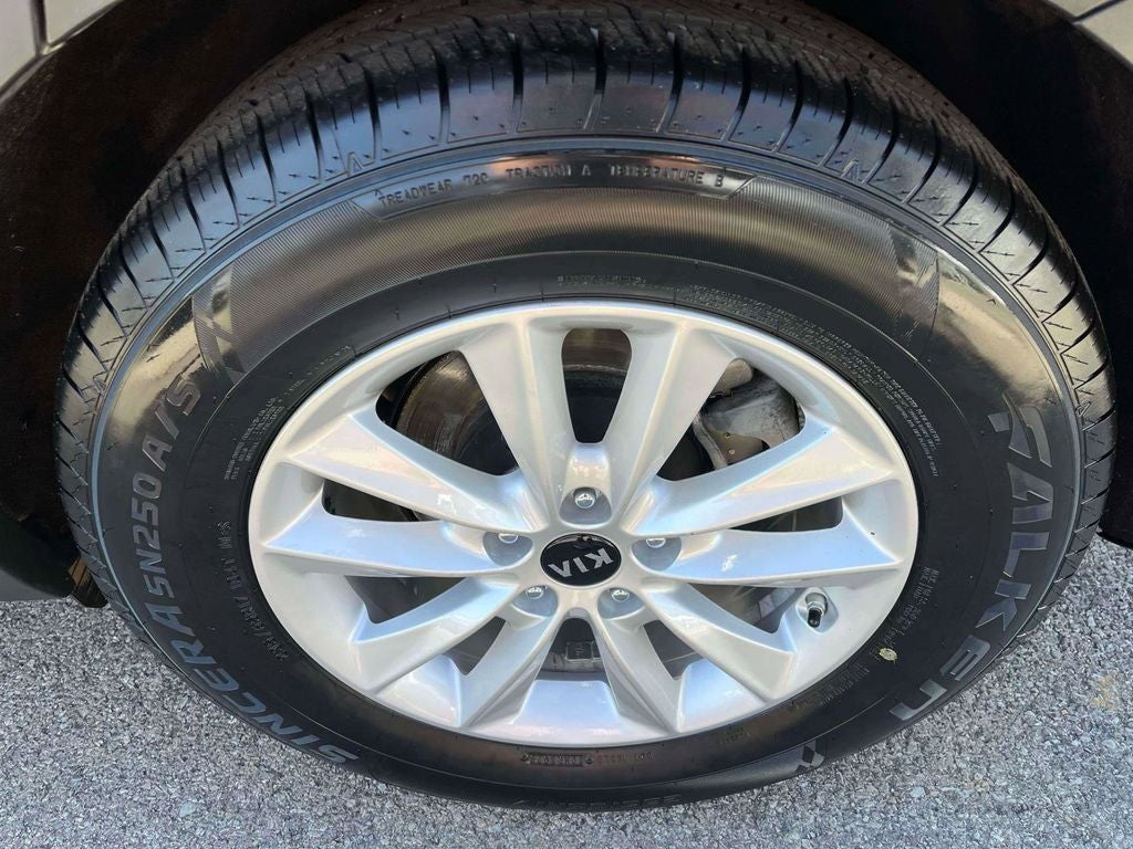 2020 Kia Sorento LX