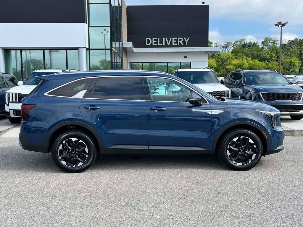 2024 Kia Sorento S