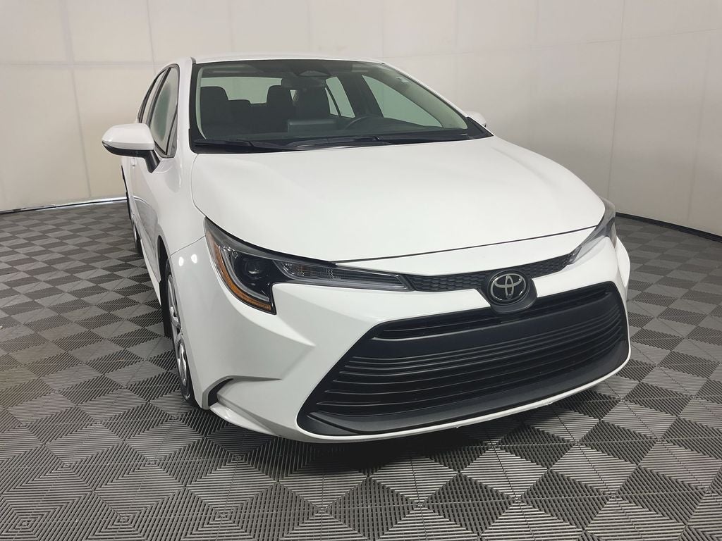 2025 Toyota Corolla LE