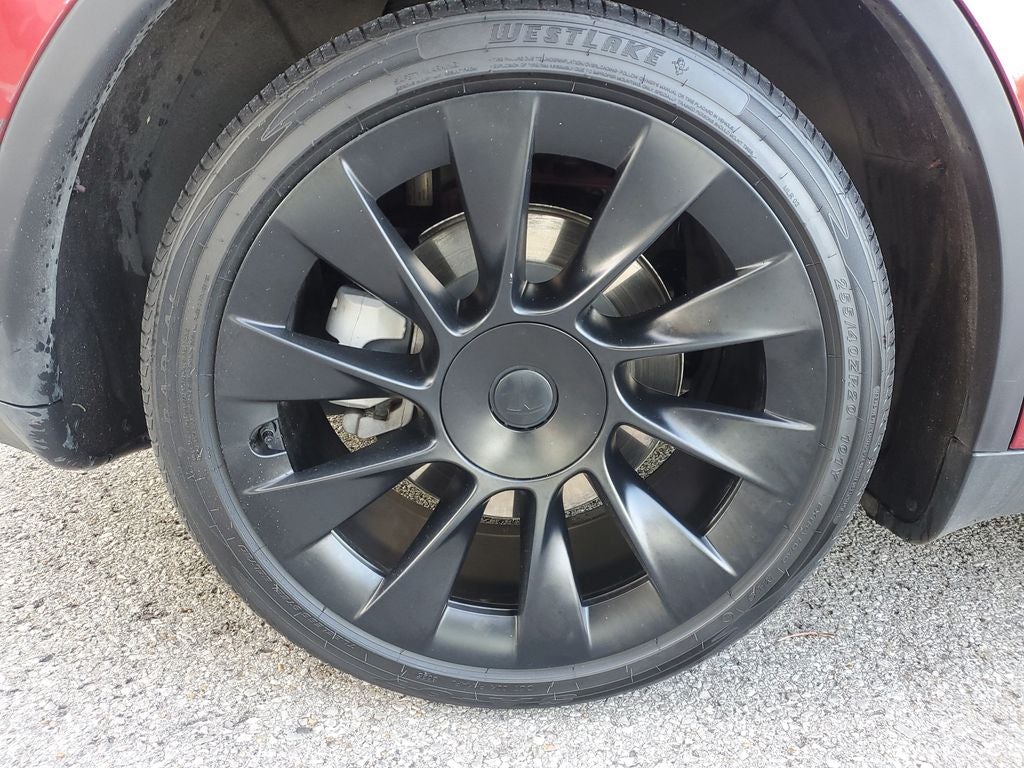 2025 Tesla Model Y Long Range
