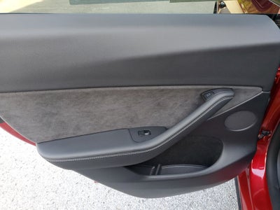 2025 Tesla Model Y Long Range