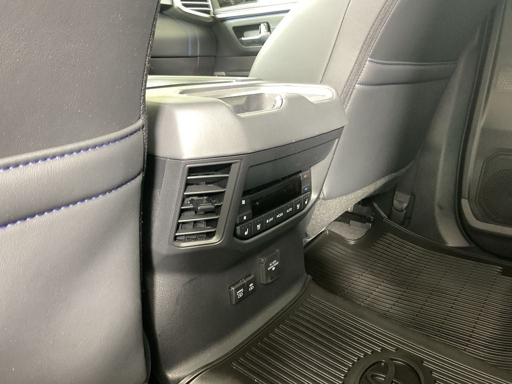 2024 Toyota Sequoia Platinum