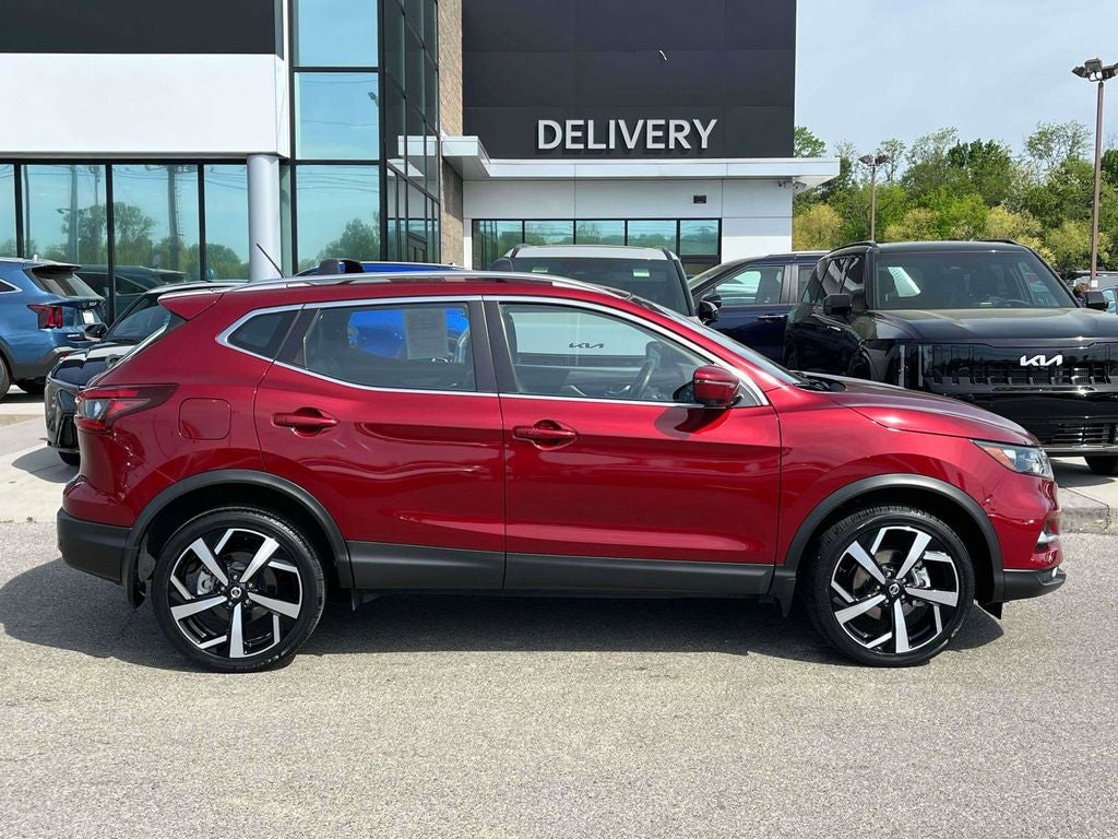 2022 Nissan Rogue Sport SL