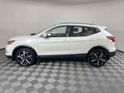 2022 Nissan Rogue Sport SL