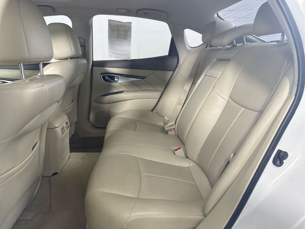 2011 INFINITI M37 X