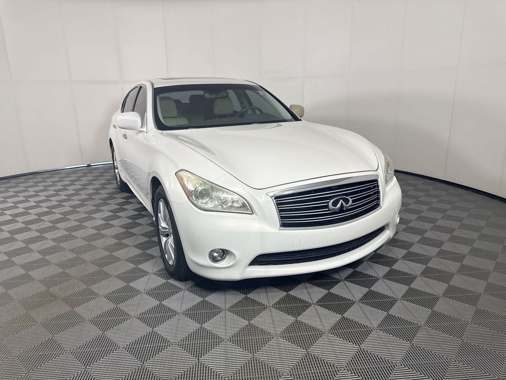 2011 INFINITI M37 X