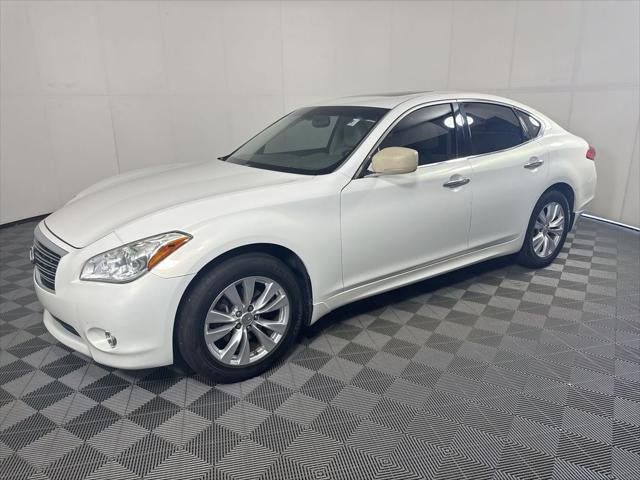 2011 INFINITI M37 X