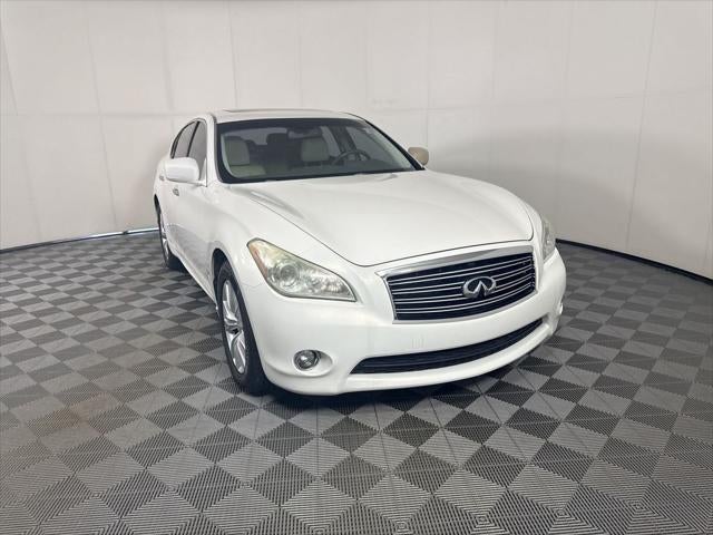 2011 INFINITI M37 X