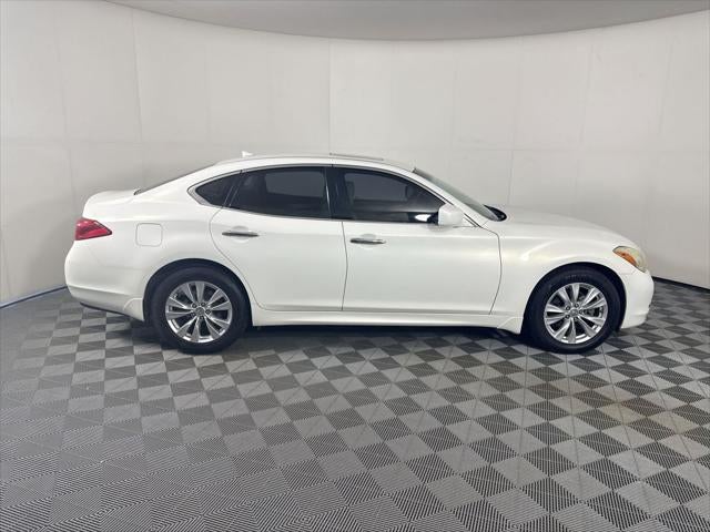 2011 INFINITI M37 X
