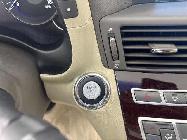 2011 INFINITI M37 X
