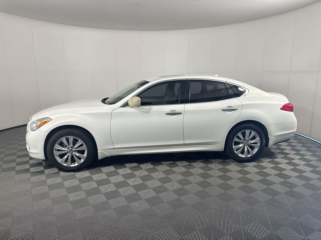 2011 INFINITI M37 X