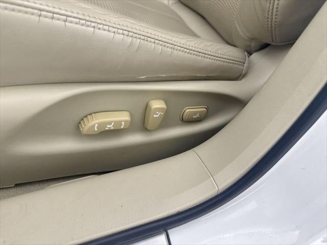2011 INFINITI M37 X