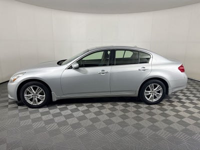 2013 INFINITI G37 X