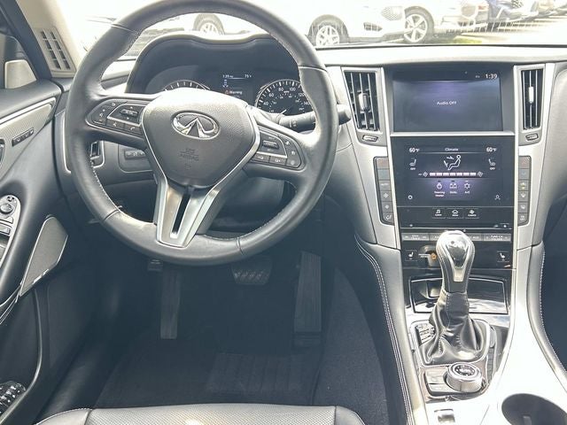 2023 INFINITI Q50 LUXE