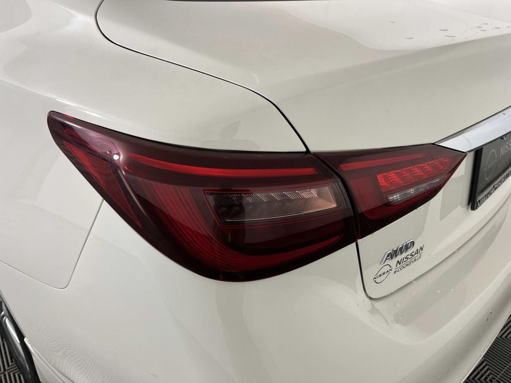 2023 INFINITI Q50 LUXE