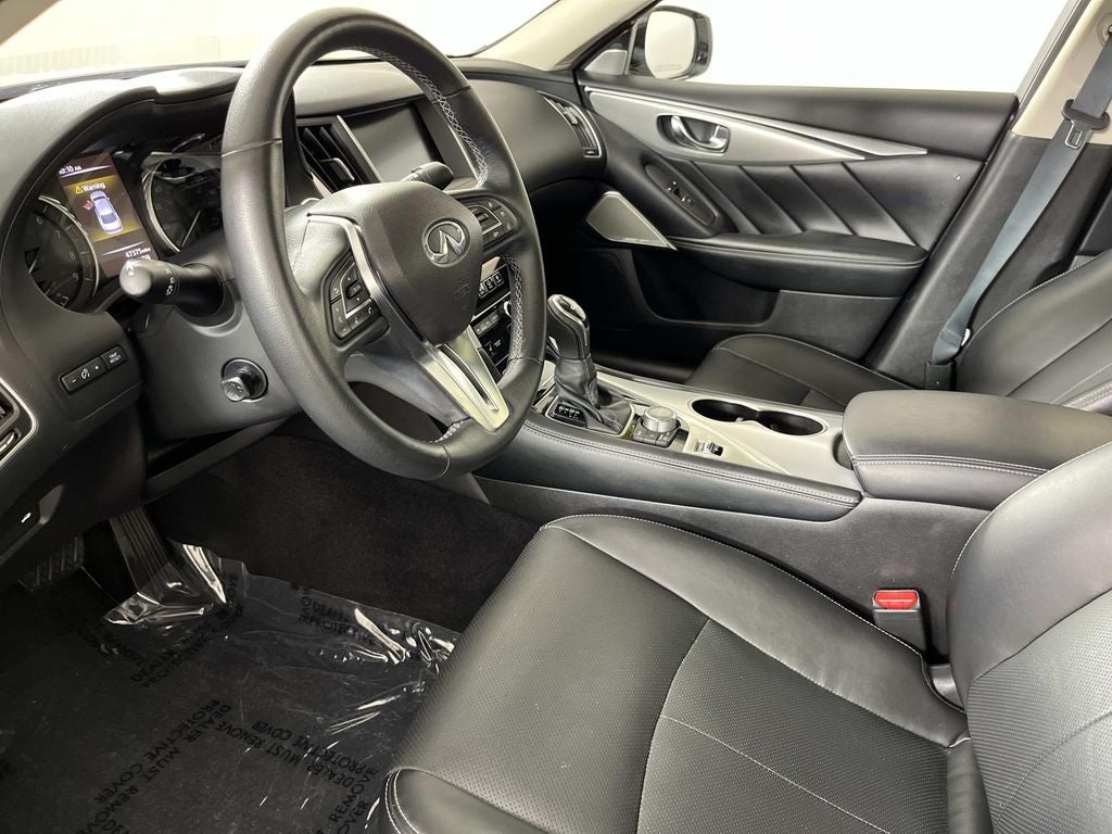2023 INFINITI Q50 LUXE
