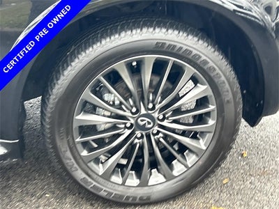 2024 INFINITI QX80 Premium Select