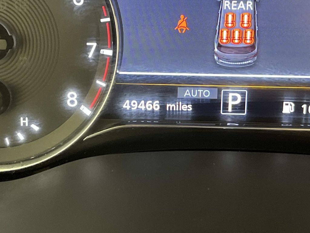 2024 INFINITI QX80 LUXE