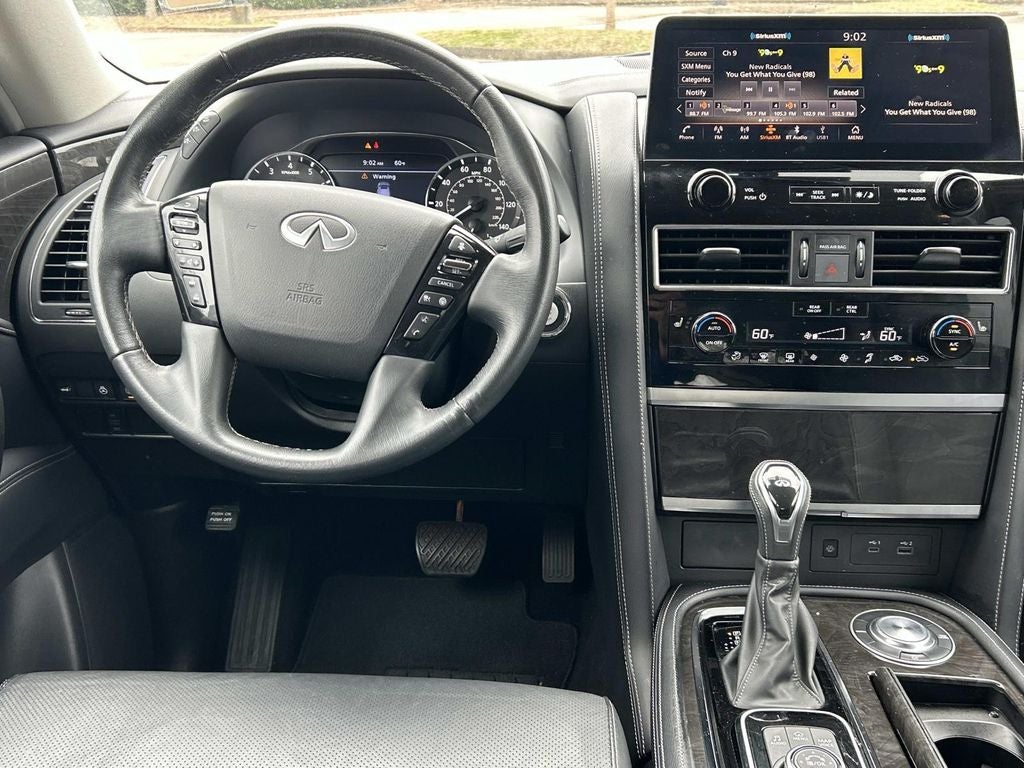 2024 INFINITI QX80 LUXE