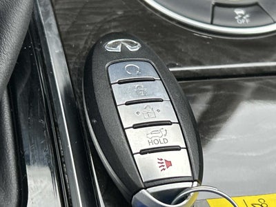 2024 INFINITI QX80 LUXE