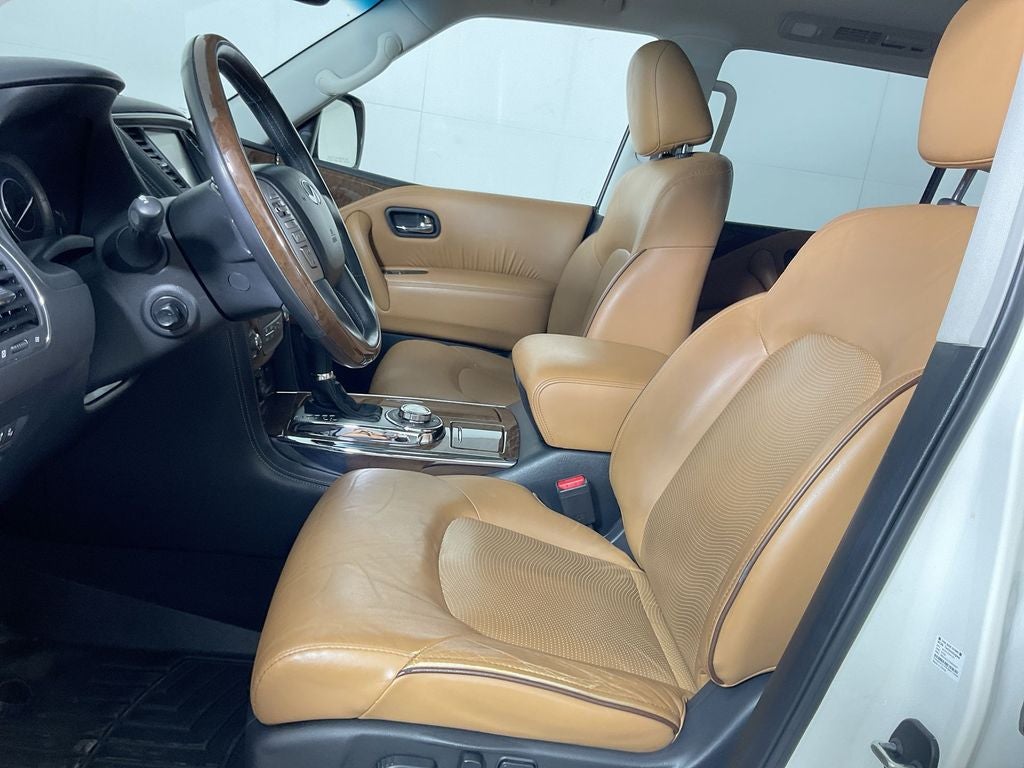 2016 INFINITI QX80 Signature
