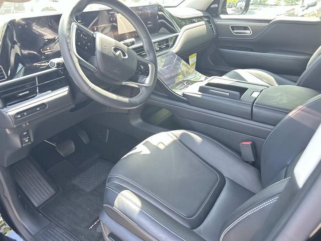 2026 INFINITI QX80 PURE