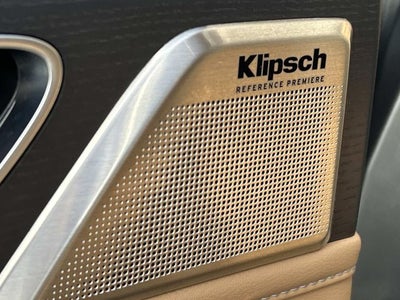 2025 INFINITI QX80 SENSORY W/ SPLIT BENCH