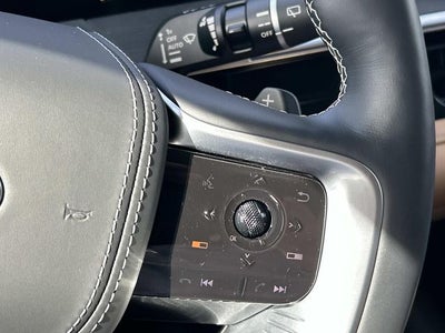 2025 INFINITI QX80 SENSORY W/ SPLIT BENCH