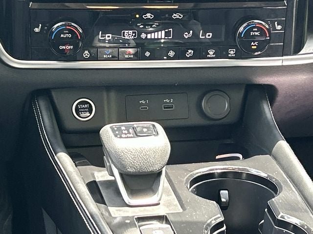 2023 Nissan Rogue Platinum