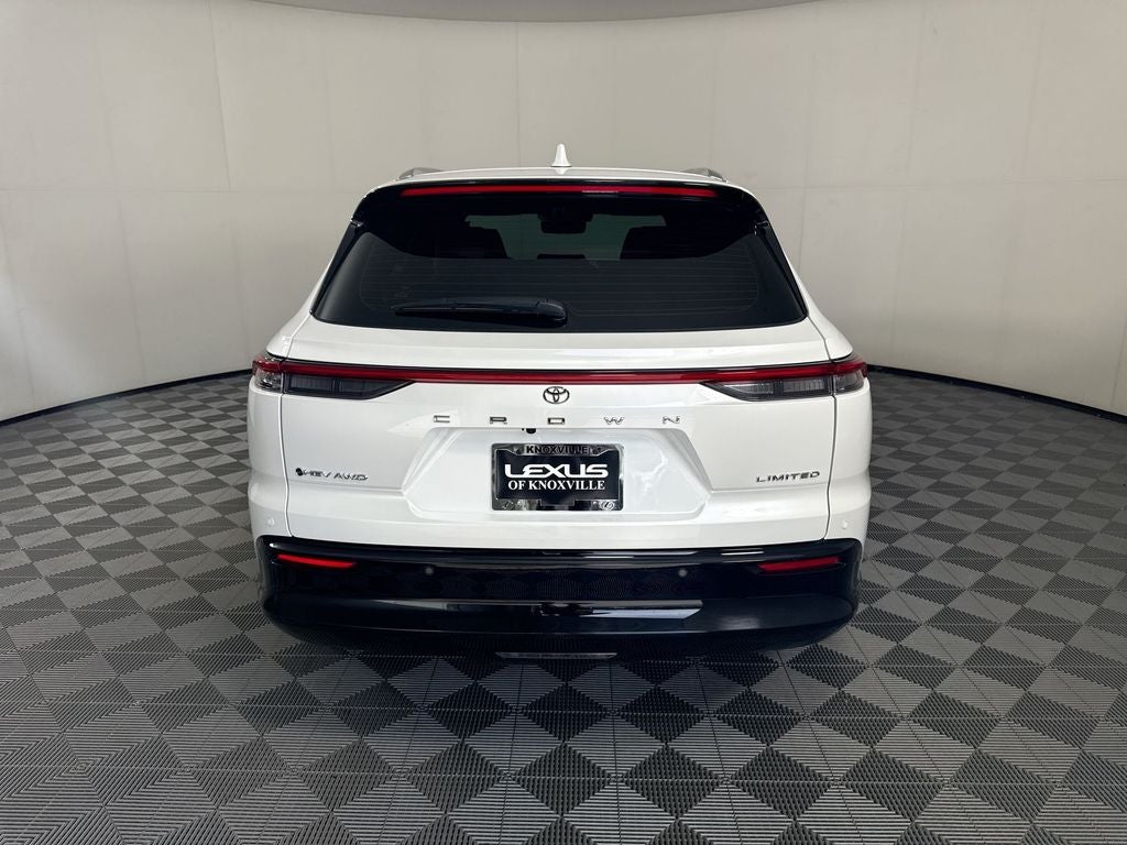 2025 Toyota Crown Signia Limited