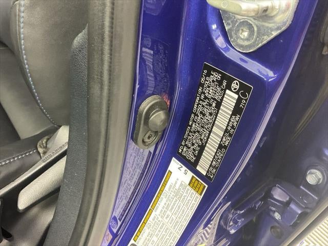 2016 Toyota Prius Three Touring
