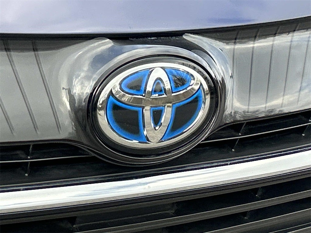 2023 Toyota Venza LE