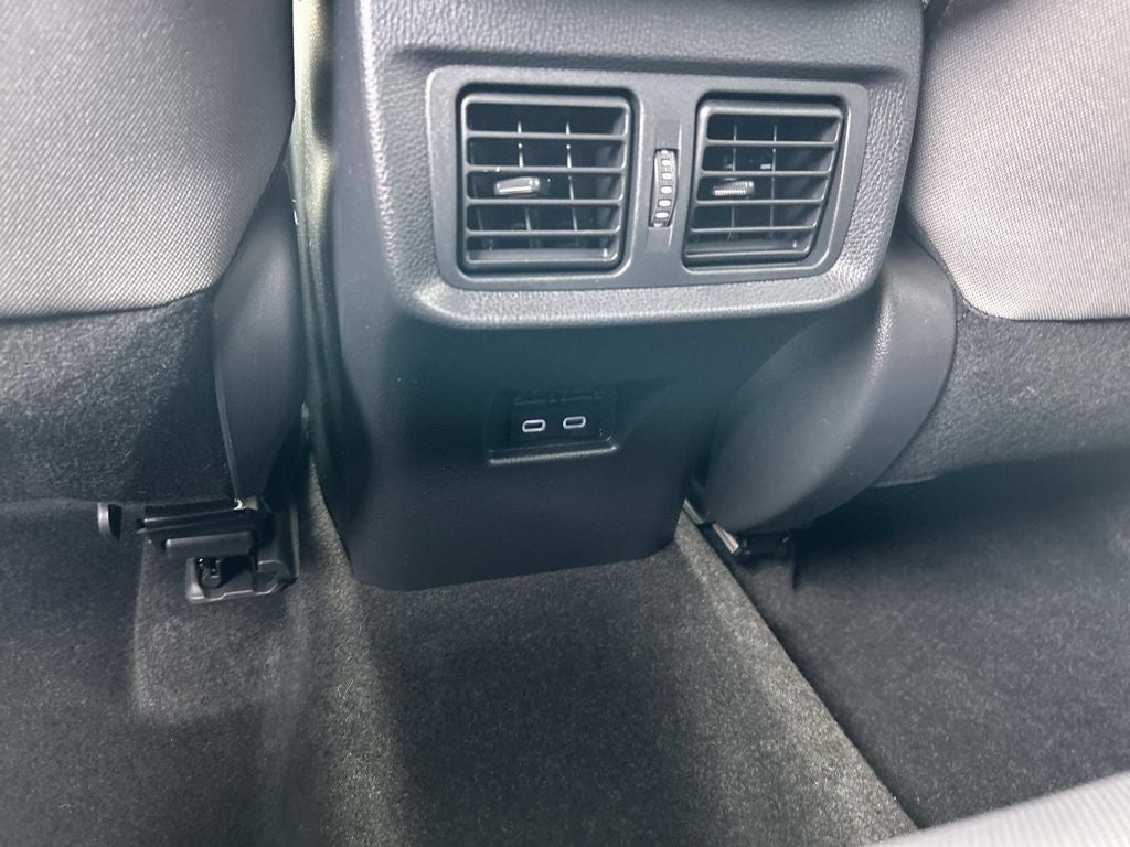 2023 Toyota Venza LE