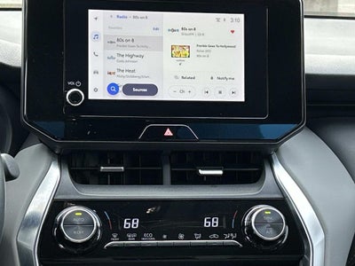 2023 Toyota Venza LE