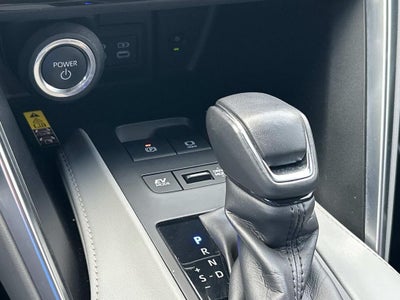 2023 Toyota Venza LE