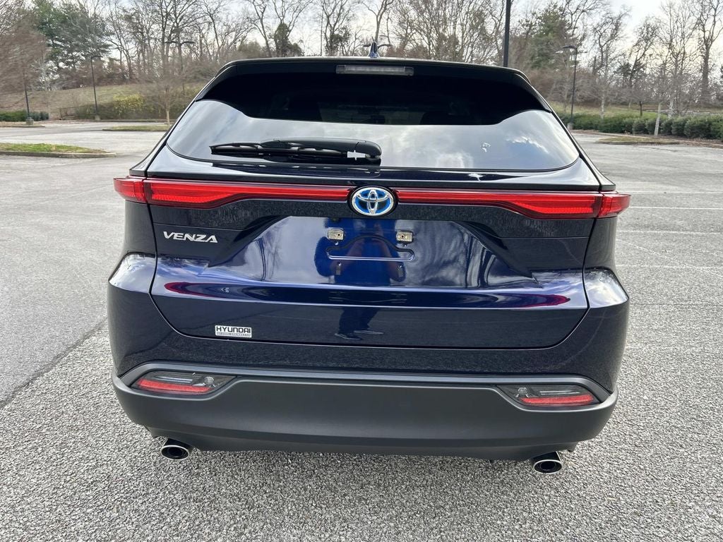 2023 Toyota Venza LE