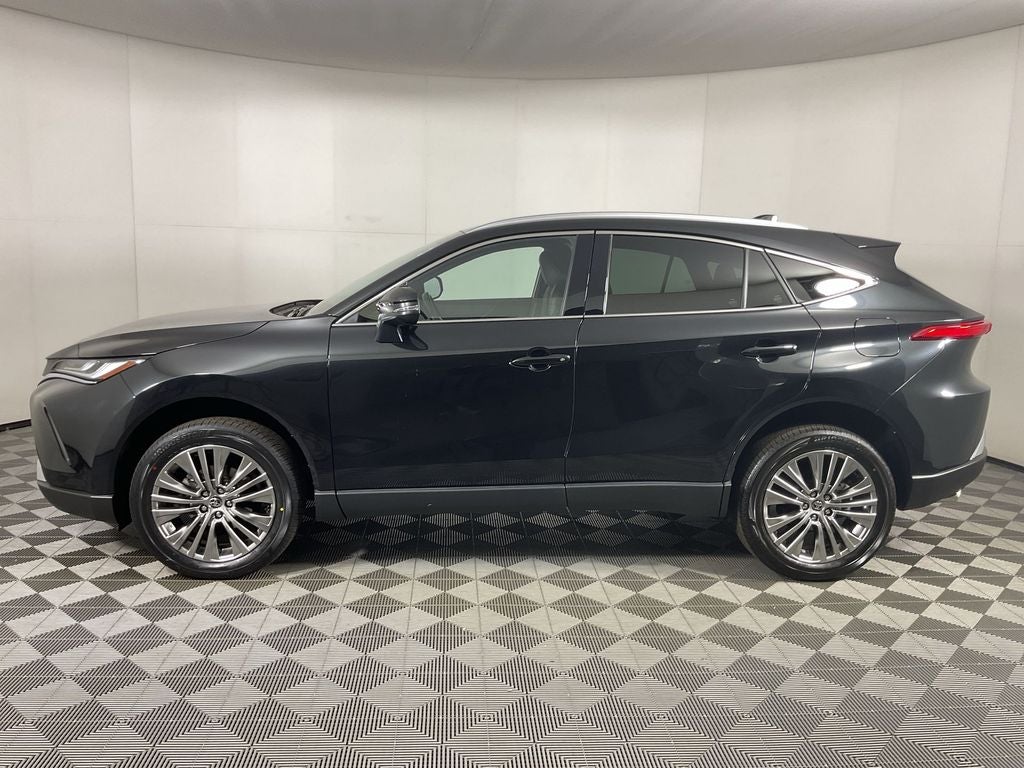 2024 Toyota Venza XLE