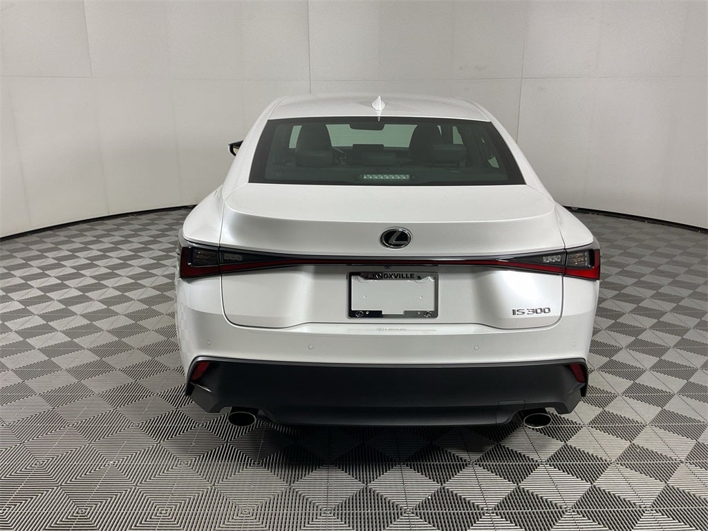 2024 Lexus IS 300