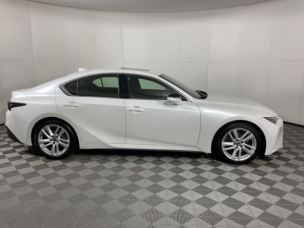 2024 Lexus IS 300