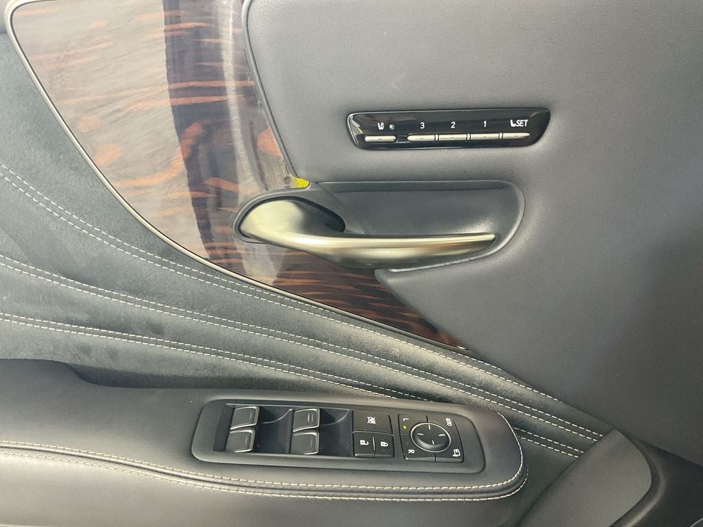 2023 Lexus LS 500