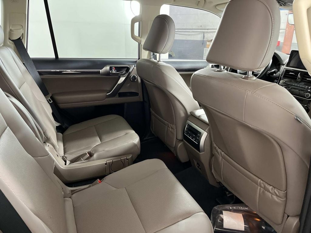 2023 Lexus GX 460 Premium Plus