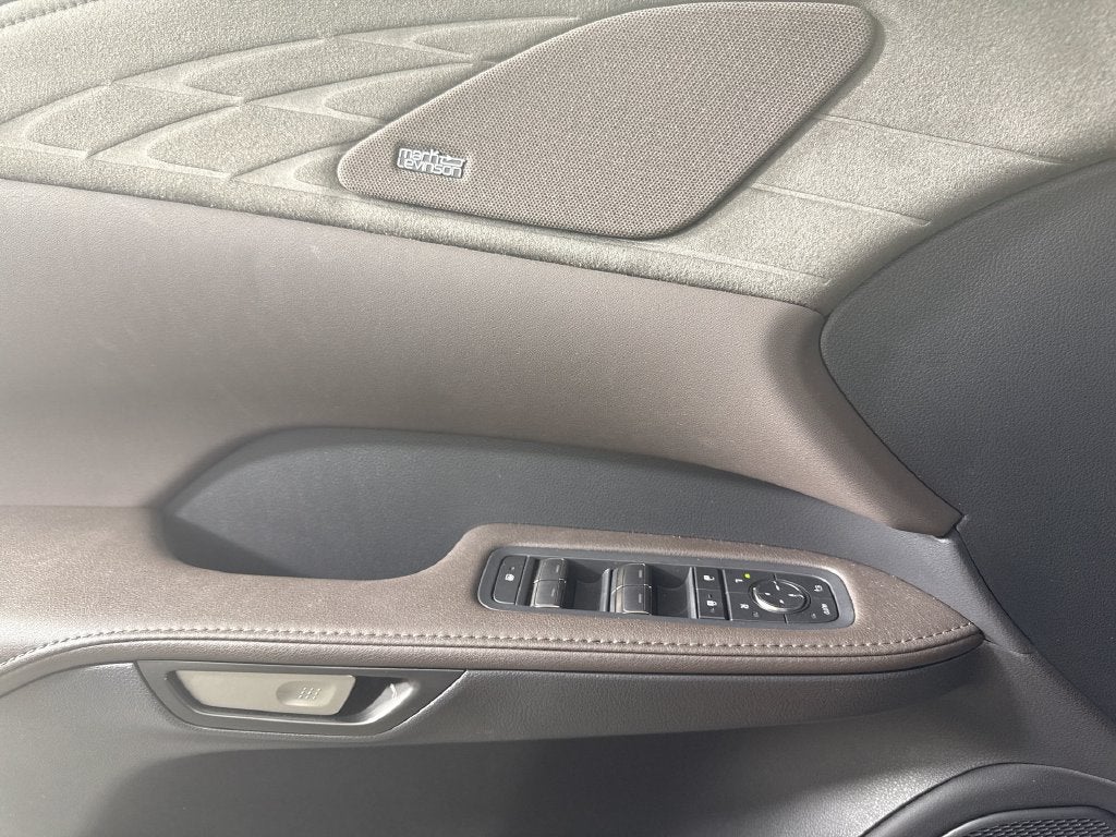 2025 Lexus RX 450h+ Luxury