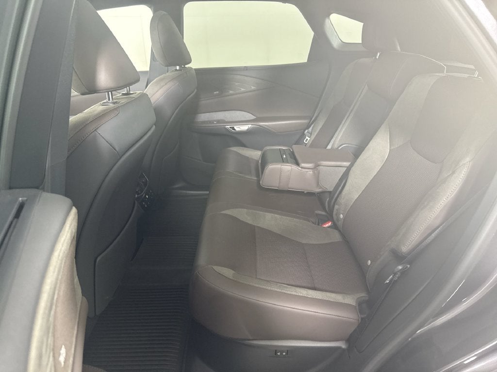 2025 Lexus RX 450h+ Luxury