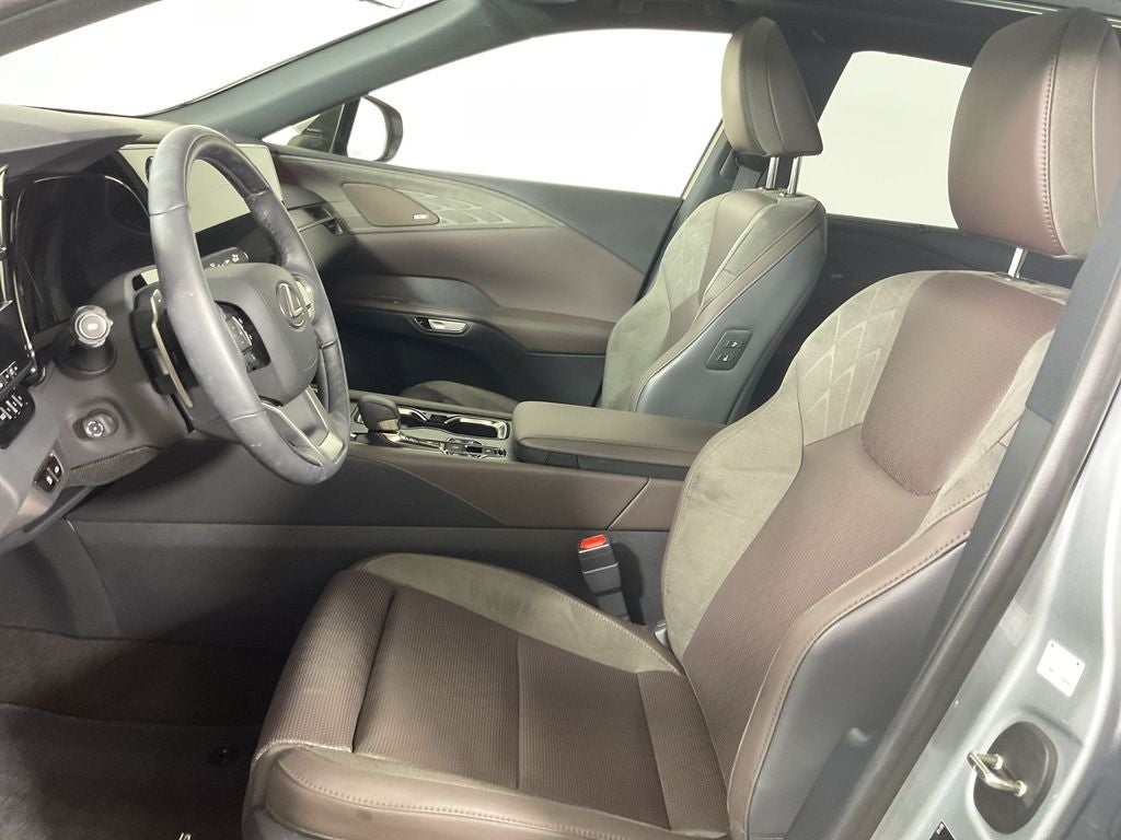2025 Lexus RX 450h+ Luxury