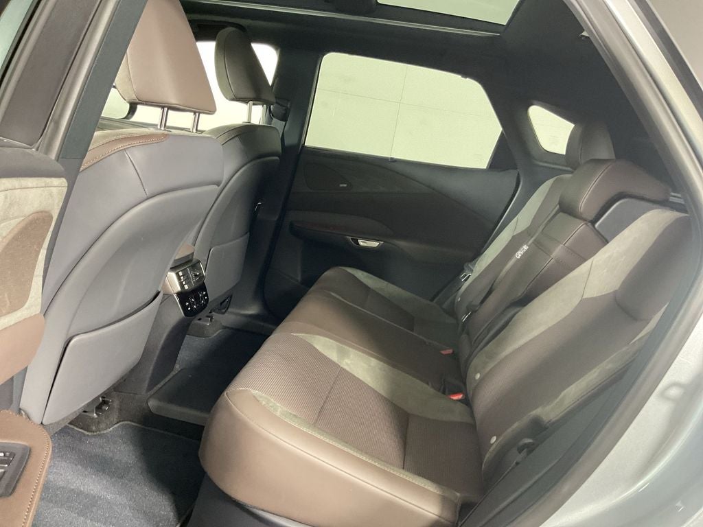 2025 Lexus RX 450h+ Luxury
