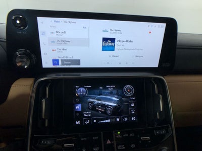 2025 Lexus LX 700h Luxury
